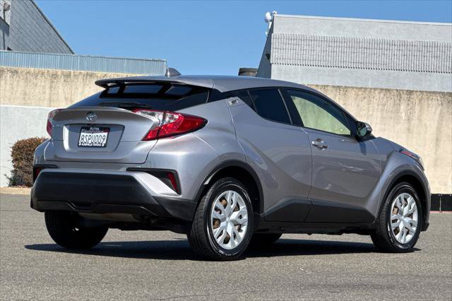 Certified 2020 Toyota C-HR LE FWD image 2