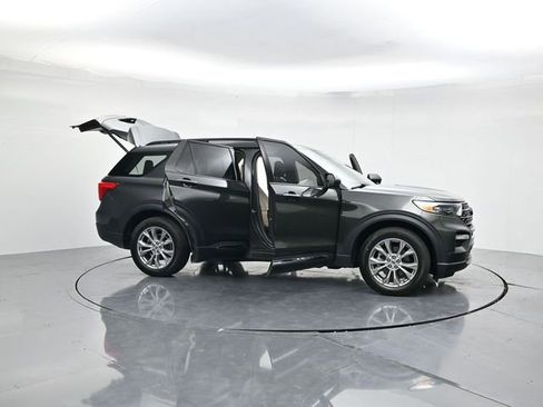 Certified 2024 Ford Explorer XLT w/ Equipment Group 202A image 51