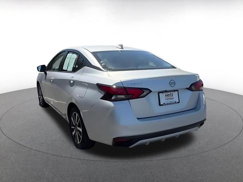 Used 2025 Nissan Versa SV FWD image 11