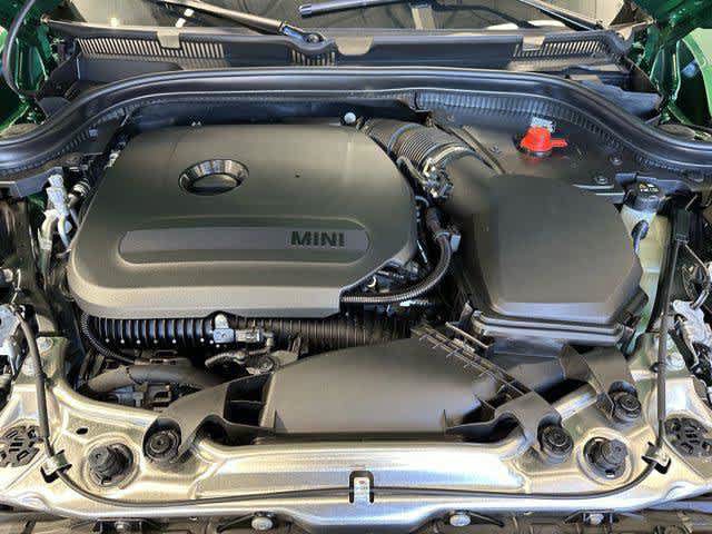 Used 2026 MINI Cooper 4-Door Hardtop FWD image 9