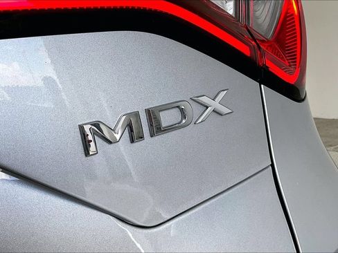 Certified 2025 Acura MDX FWD image 40
