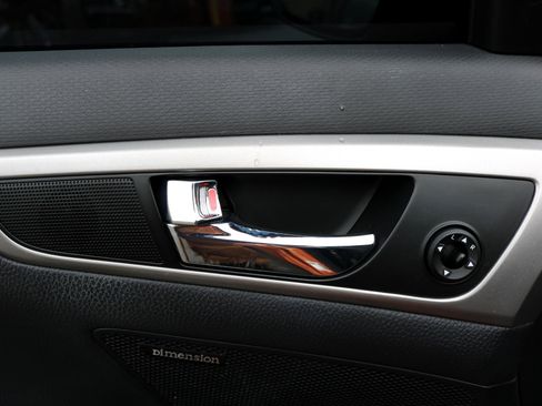 Used 2015 Hyundai Veloster w/ Option Group 03 image 14