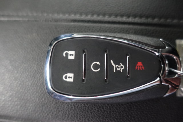 Used 2023 Chevrolet Traverse LT FWD image 17