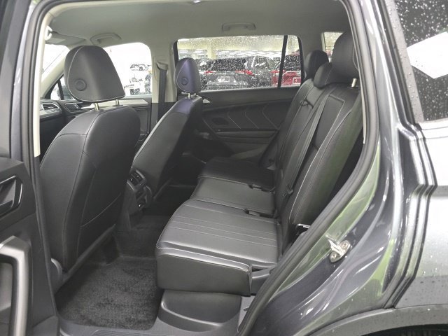 Used 2024 Volkswagen Tiguan Wolfsburg Edition AWD/4WD image 10