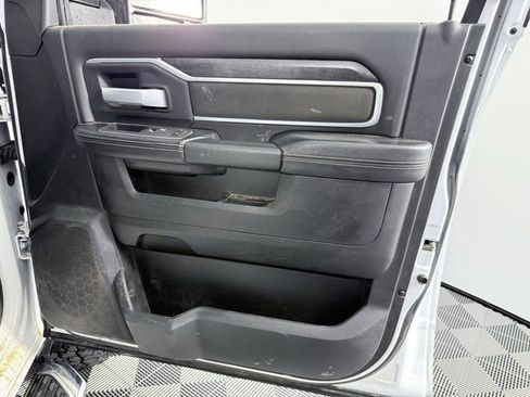 Used 2024 RAM 2500 Big Horn image 10