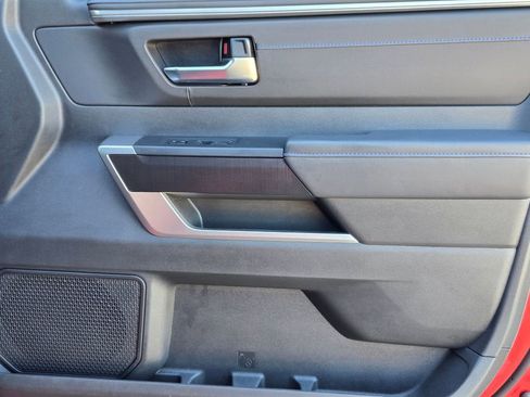 Used 2025 Toyota Tundra Platinum image 28