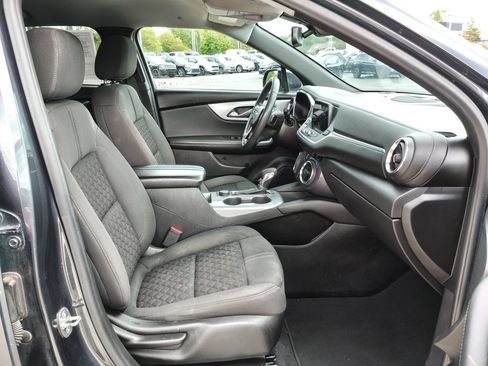 Used 2021 Chevrolet Blazer LT FWD image 21