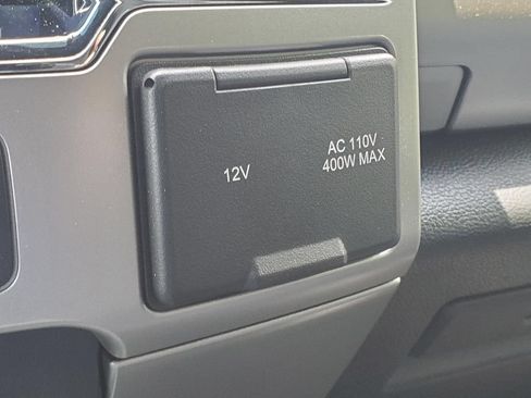 Used 2022 Ford F350 Lariat w/ Lariat Value Package AWD/4WD image 26