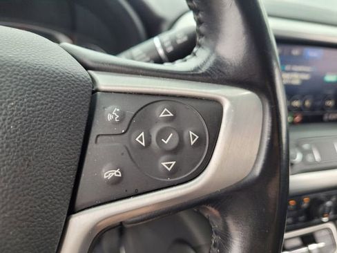 Used 2020 GMC Acadia SLT image 25