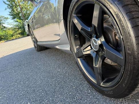 Used 2014 Mercedes-Benz SLK 250 w/ Sport Package image 5