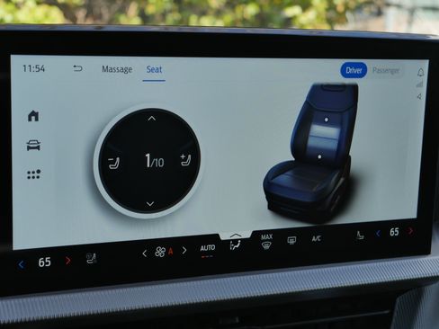 Certified 2025 Ford Explorer ST image 15