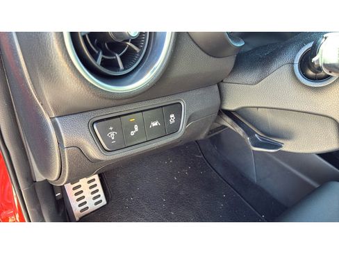 Used 2021 Kia Forte GT-Line image 11