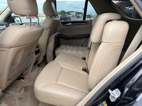 Used 2013 Mercedes-Benz ML 350 BlueTEC 4MATIC image 39