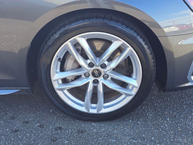 Used 2023 Audi A4 2.0T Premium Plus w/ Premium Plus Package AWD/4WD image 9