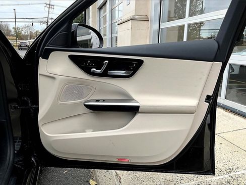 Certified 2023 Mercedes-Benz C 300 4MATIC Sedan image 19