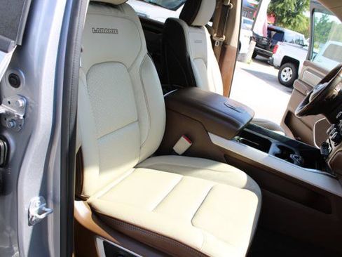 Used 2021 RAM 1500 Laramie AWD/4WD image 24