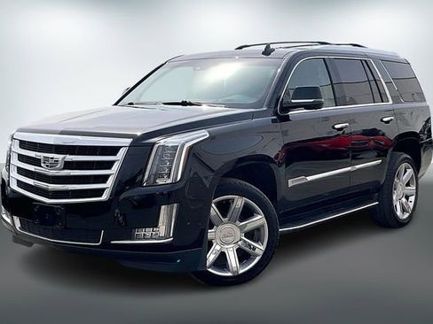 Used 2019 Cadillac Escalade Luxury AWD/4WD image 3