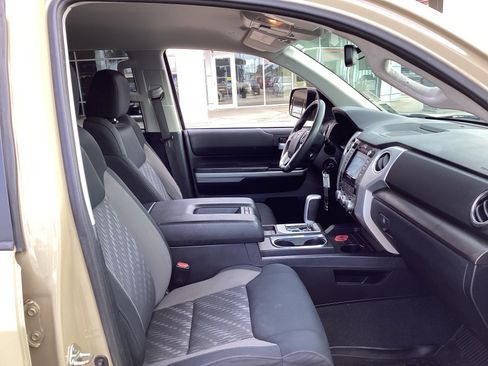 Used 2019 Toyota Tundra SR5 w/ SR5 Upgrade Package RWD image 10