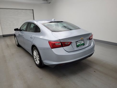 Used 2017 Chevrolet Malibu LT FWD image 5