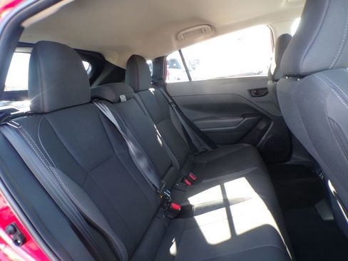 Used 2025 Subaru Crosstrek 2.0i Premium image 22