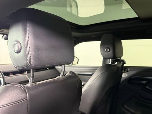 Certified 2023 Land Rover Range Rover Evoque R-Dynamic SE image 21