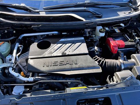 Used 2023 Nissan Rogue SL w/ SL Premium Package image 30
