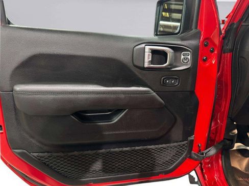 Used 2021 Jeep Gladiator Overland w/ Popular Equipment Package image 11