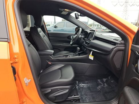 New 2026 Jeep Compass Latitude image 17