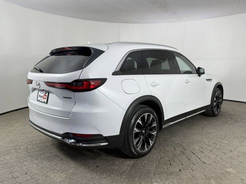 Used 2024 MAZDA CX-90 Plug-In Hybrid w/ Premium Pkg AWD/4WD image 9