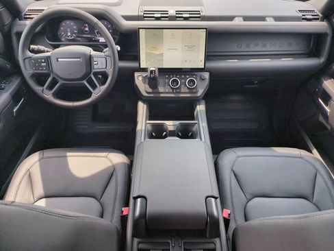New 2026 Land Rover Defender 110 X-Dynamic SE AWD/4WD image 14