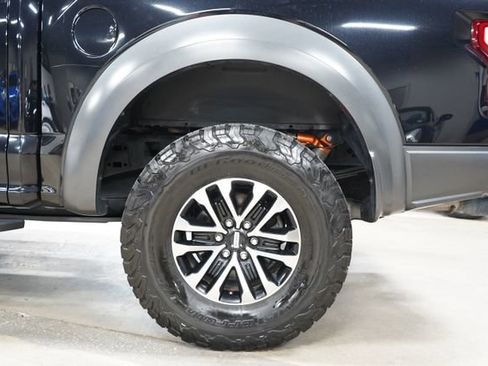 Used 2019 Ford F150 Raptor w/ Equipment Group 802A Luxury AWD/4WD image 38