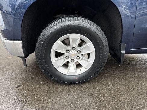 Used 2023 Chevrolet Silverado 1500 LT w/ Convenience Package II image 27