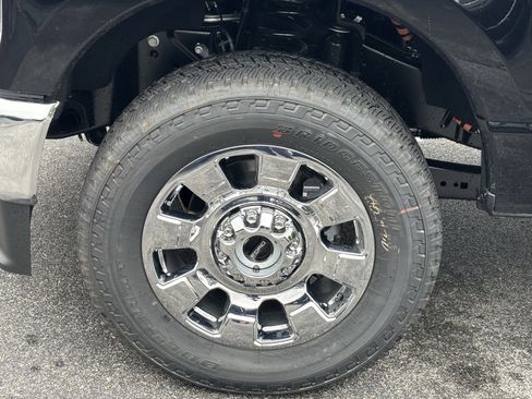 New 2026 Ford F350 Lariat w/ Chrome Package image 13