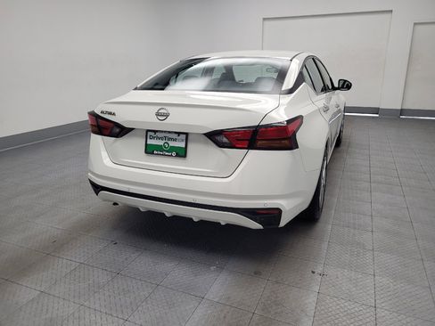 Used 2023 Nissan Altima 2.5 S FWD image 7