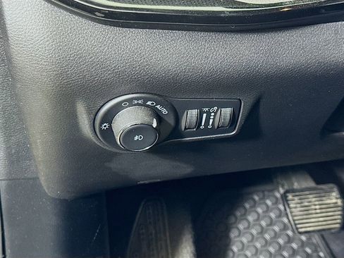 Used 2022 Jeep Compass Trailhawk image 21