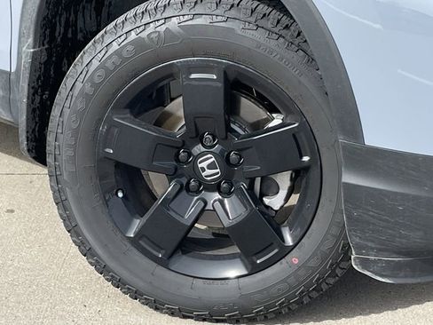 New 2026 Honda Ridgeline Black Edition image 8