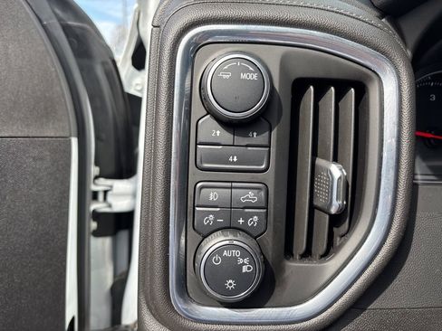 Used 2023 Chevrolet Silverado 2500 LT w/ Convenience Package image 5