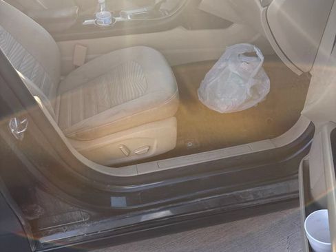 Used 2016 Ford Fusion SE FWD image 34
