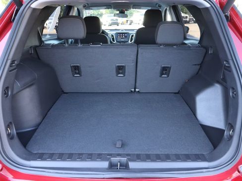 Used 2023 Chevrolet Equinox LT AWD/4WD image 22