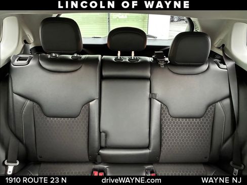 Used 2020 Jeep Compass Latitude w/ Popular Equipment Group AWD/4WD image 14