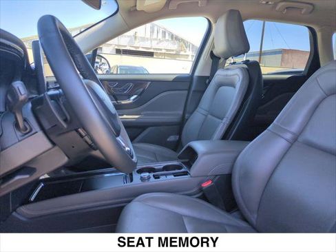 Certified 2023 Lincoln Corsair Reserve FWD image 22