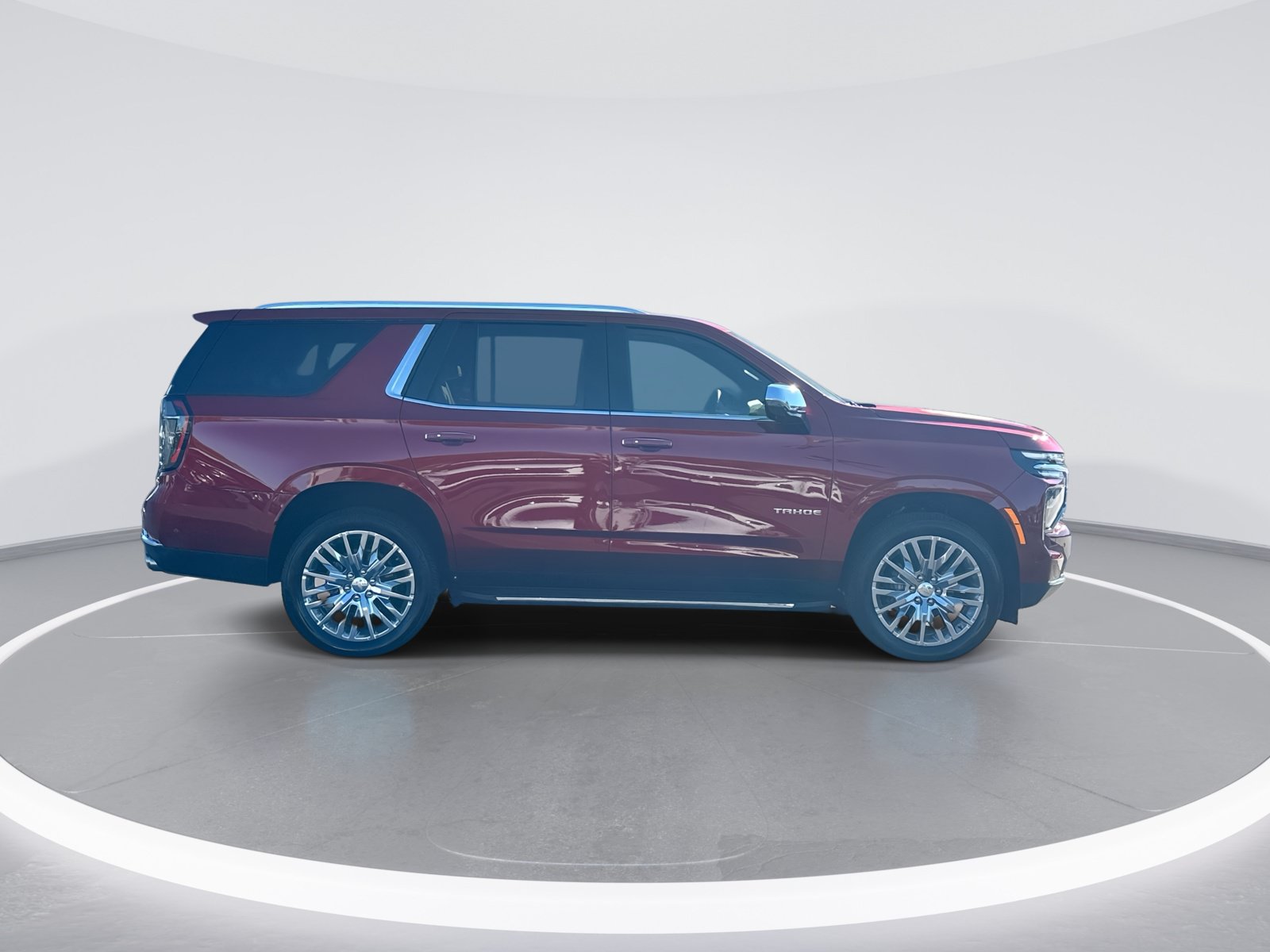 Used 2025 Chevrolet Tahoe Premier AWD/4WD image 10