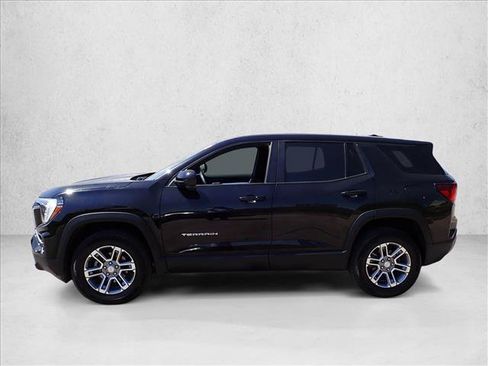 Used 2026 GMC Terrain Elevation FWD image 2