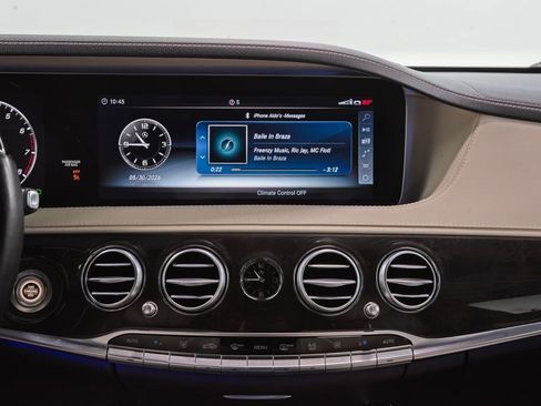 Used 2018 Mercedes-Benz S 560 4MATIC Sedan image 28