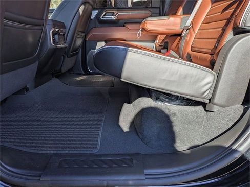 Certified 2024 GMC Sierra 2500 Denali Ultimate image 30