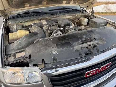 Used 2006 GMC Sierra 3500 SLE w/ Heavy-Duty Power Package image 21