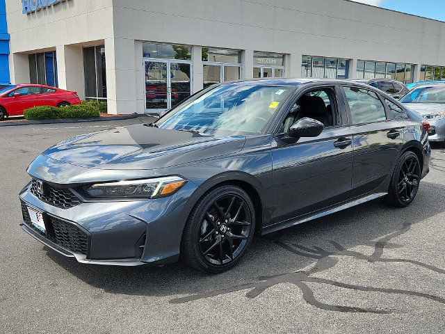 Used 2025 Honda Civic Sport image 3