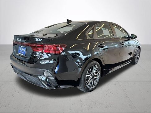 Used 2024 Kia Forte GT-Line w/ GT-Line Premium Package FWD image 7