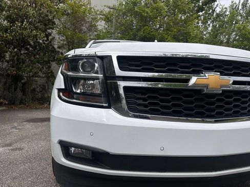 Used 2019 Chevrolet Tahoe LT w/ Luxury Package RWD image 8