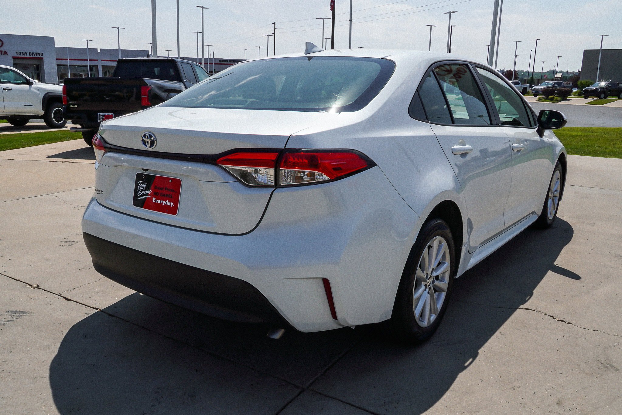 Certified 2025 Toyota Corolla LE w/ LE Premium Package AWD/4WD image 8